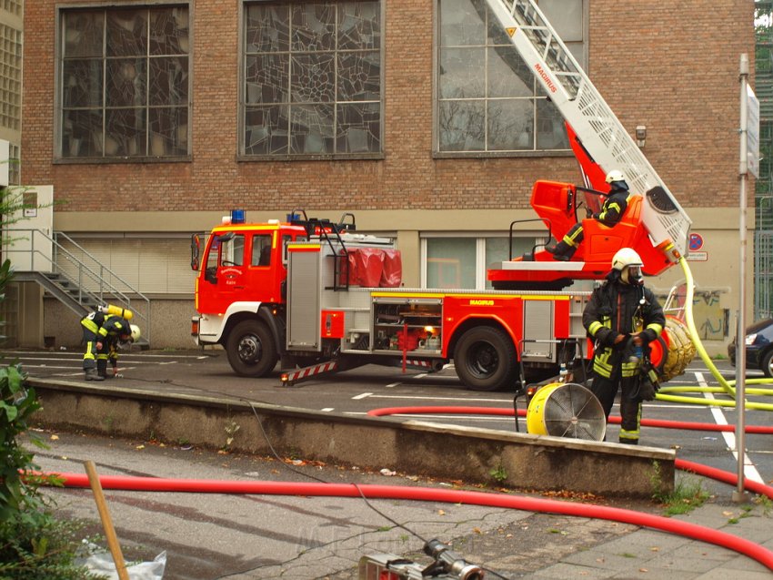 Feuer Koeln Kalk Kantstr P228.JPG